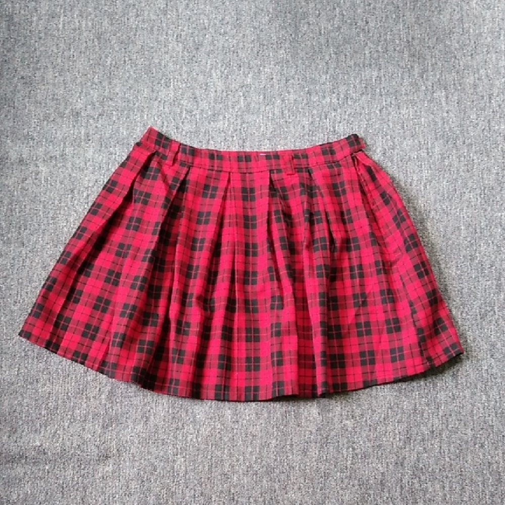 Hot Topic Pleated Plaid Mini Skirt